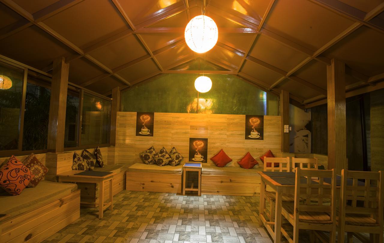 The North Face Inn Покхара Экстерьер фото